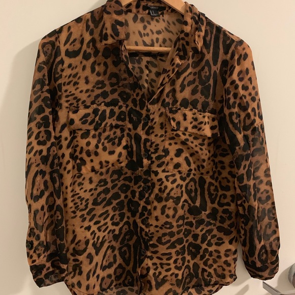 FOREVER21 Button up top - Picture 7 of 7